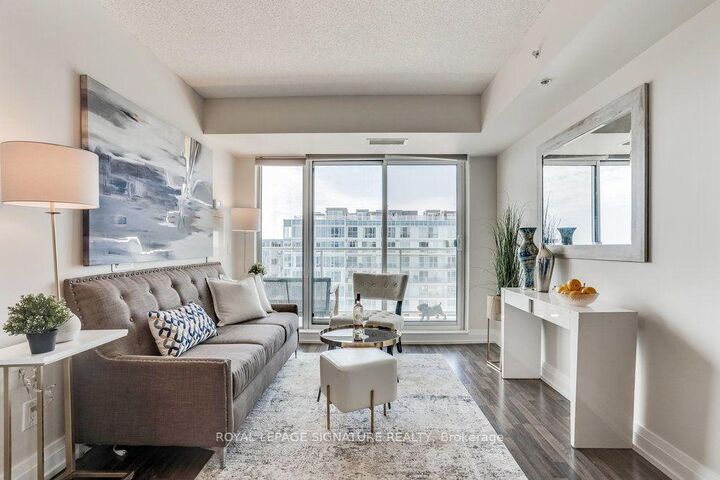 Property Photo: 555 Wilson Avenue 1310E ON M3H 0C5