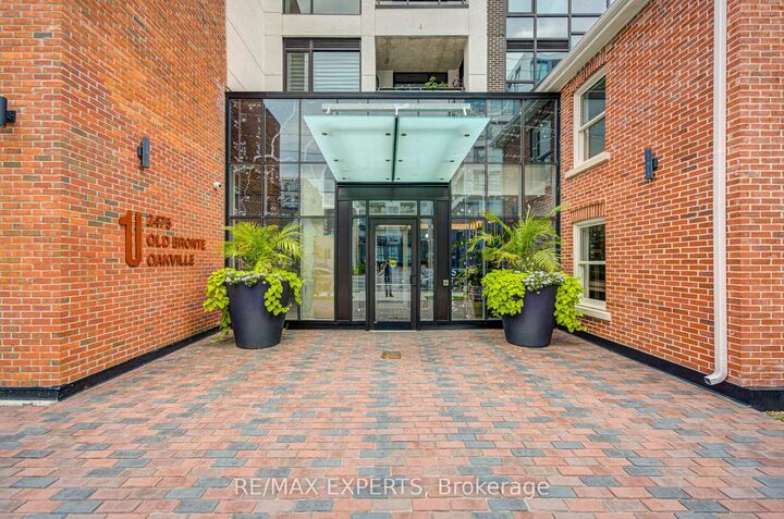 Property Photo:  2475 Old Bronte Road 515  ON L6M 5S7 