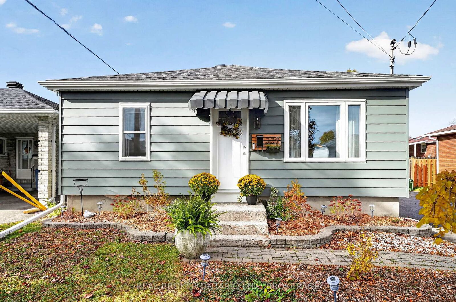 Property Photo:  339 Fourteenth Street  ON K6J 3J4 