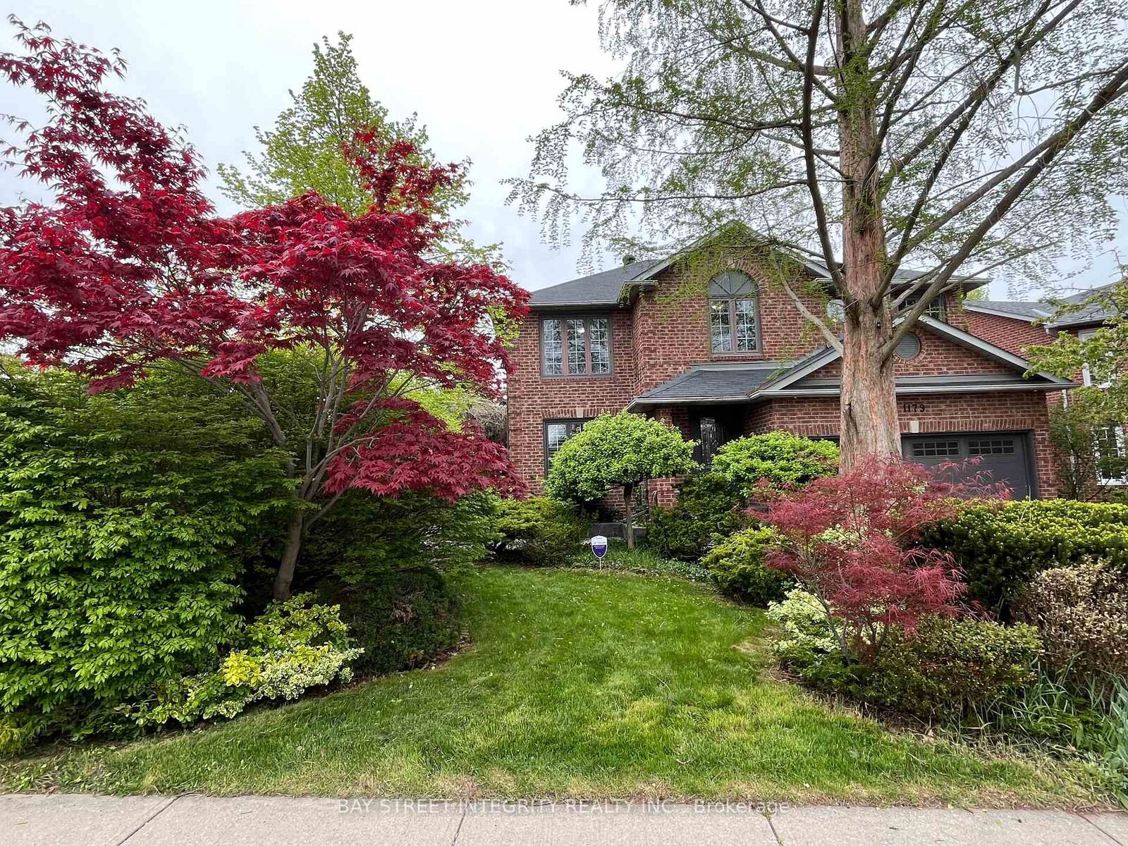 Property Photo:  1179 Gable Drive  ON L6J 7N8 