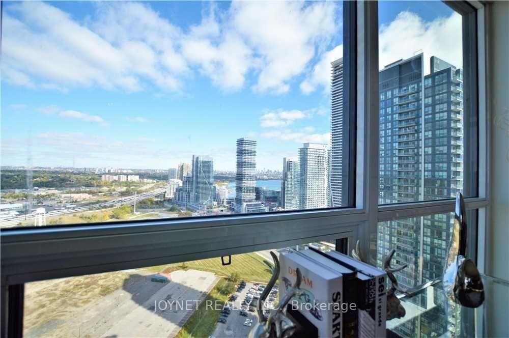 Property Photo:  2220 Lake Shore Boulevard W 3204  ON M8V 0B1 