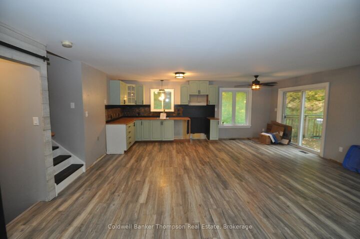 Property Photo: 751 Old Muskoka Road ON P0B 1M0