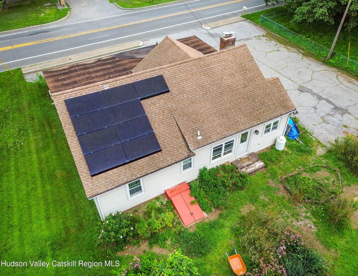 Property Photo:  1085 Violet  NY 12538 
