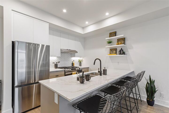 Property Photo: 1114 Samar Cres #309 BC V9B 7C5