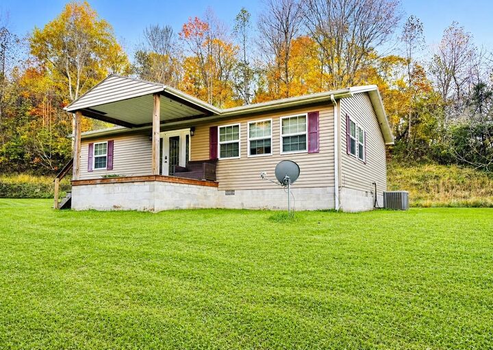 Property Photo: 455 Smith Branch Road KY 41144