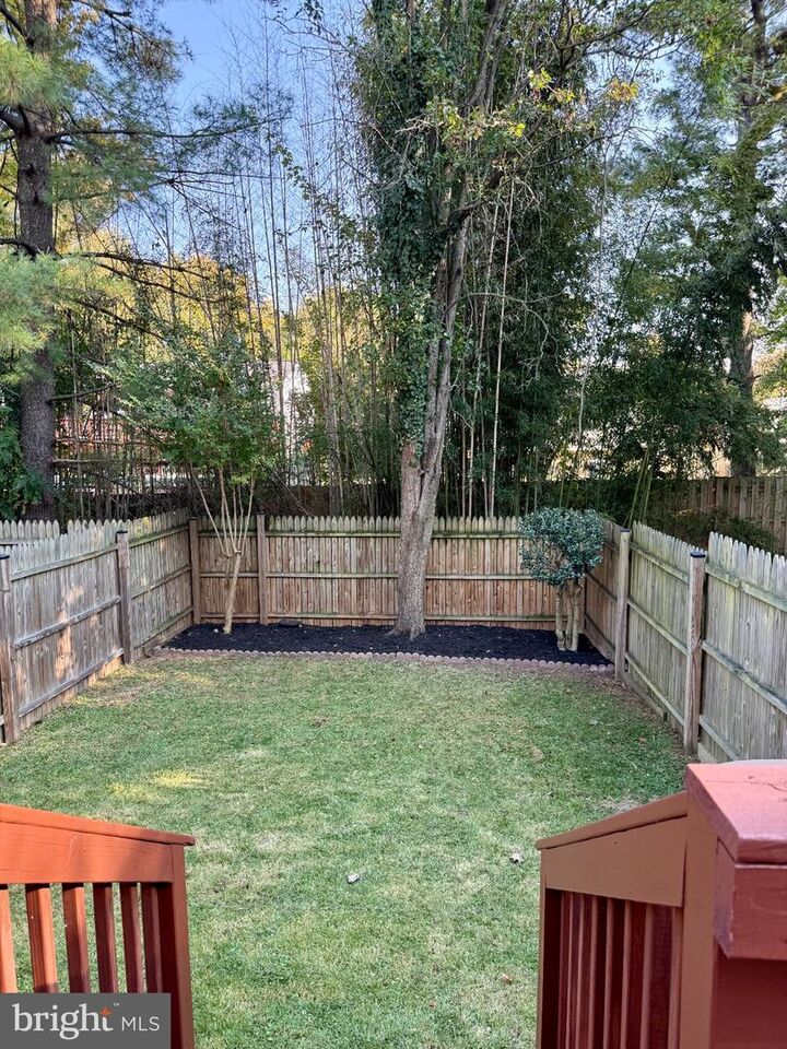 Property Photo:  1064 Copperstone  MD 20852 