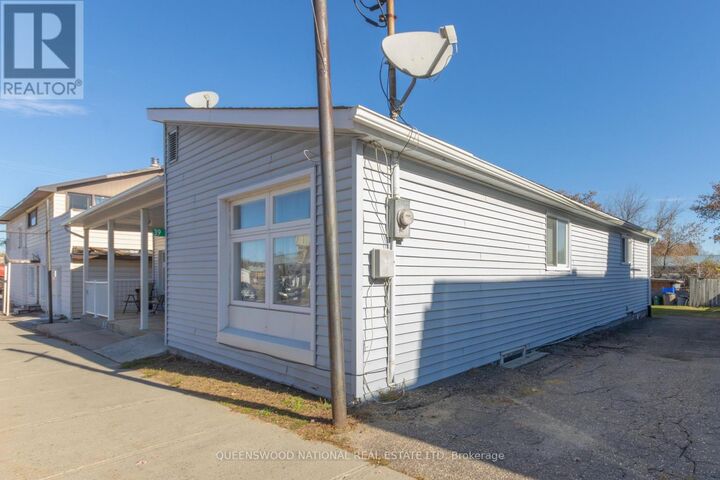 Property Photo: 39 Dunn Street ON K0J 1B0