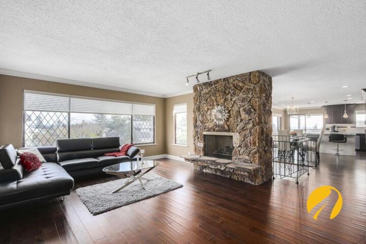 Property Photo:  1175 Stevens Street  BC V4B 4X9 