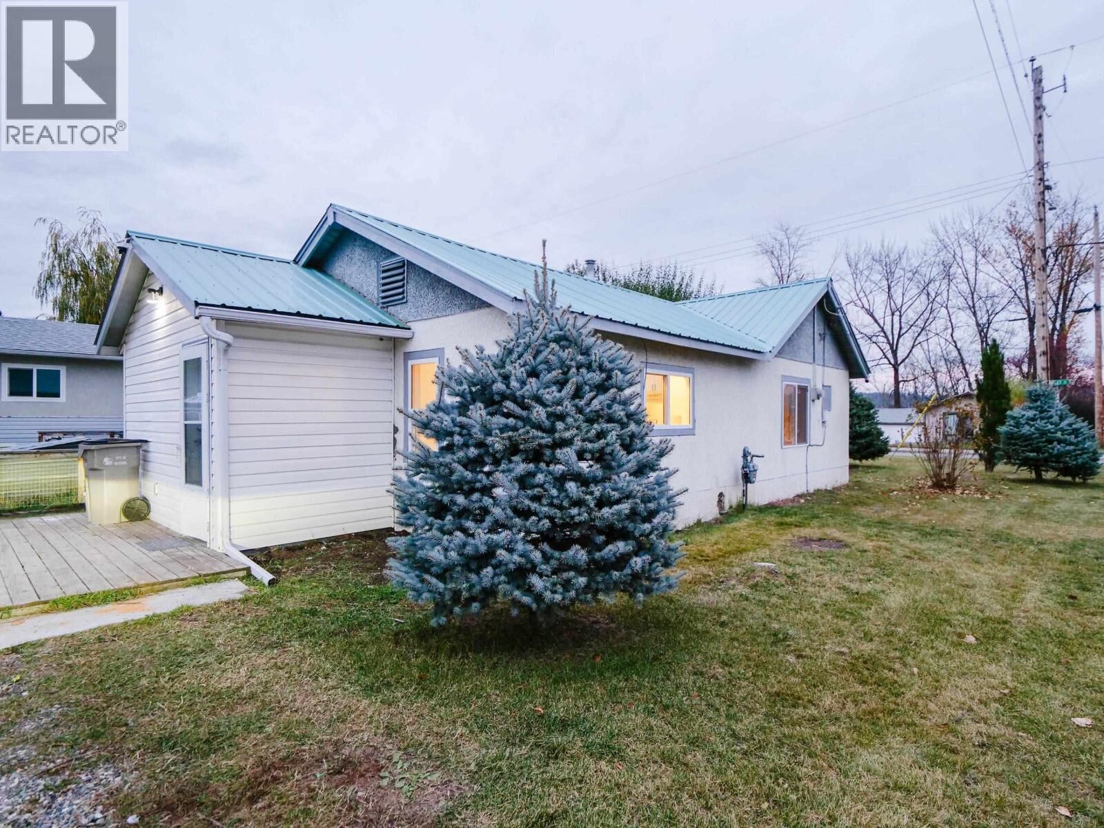 Property Photo:  403 Hartley Street  BC V2J 1W7 