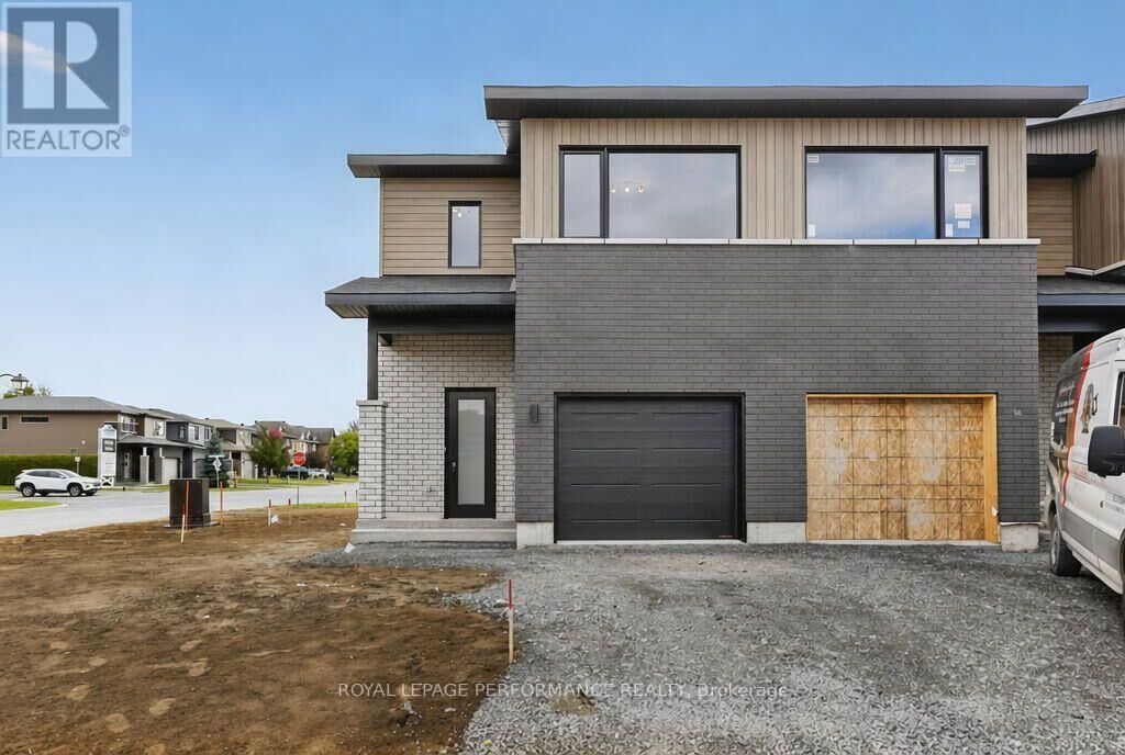Property Photo: 2469 Gray Crescent ON K4K 0H3