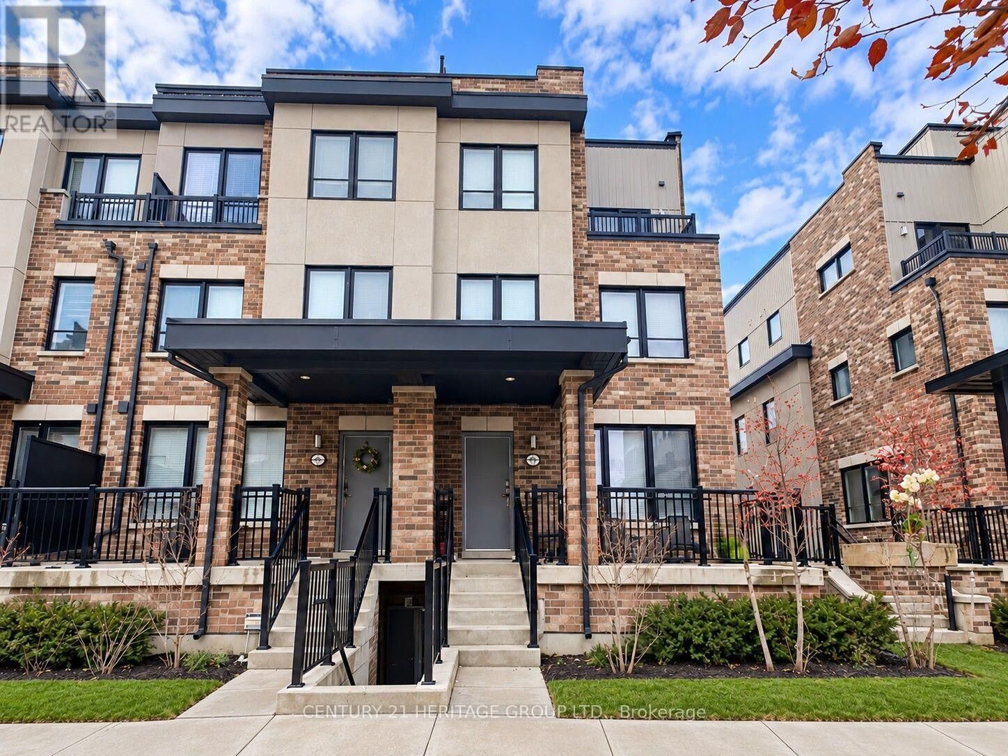 Property Photo: 50 Baynes Way 8 ON L3Z 4M4