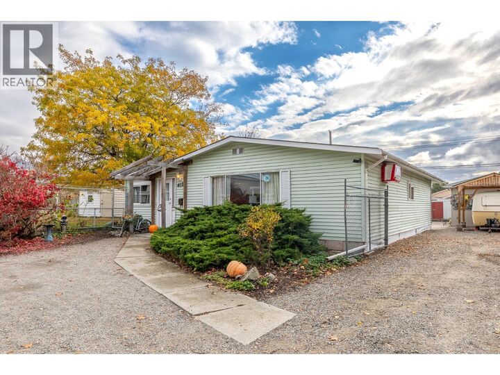 Property Photo:  402 Conklin Avenue  BC V2A 2T4 
