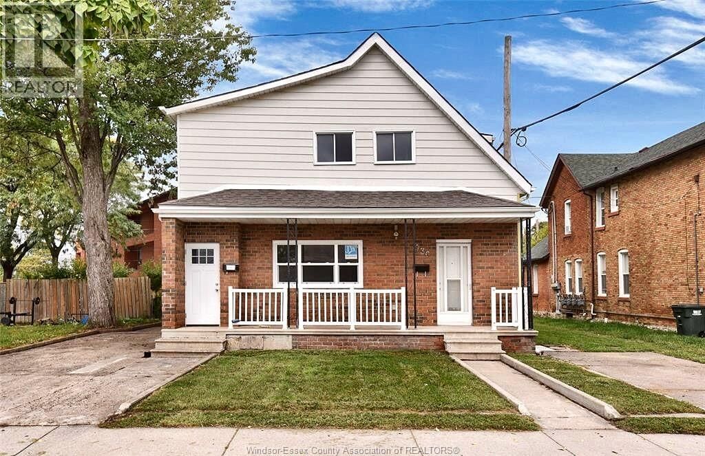 Property Photo:  736 University East 3  ON N9A 2Z7 