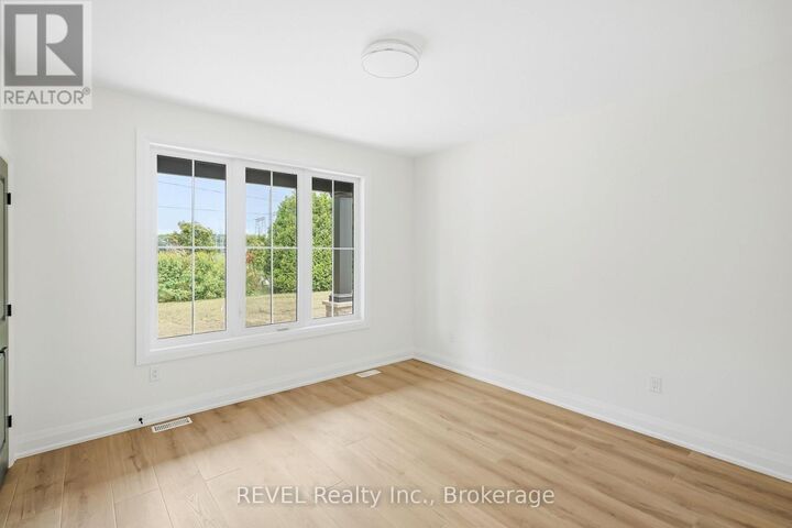 Property Photo:  11 Anchor Road  ON L0S 1A0 