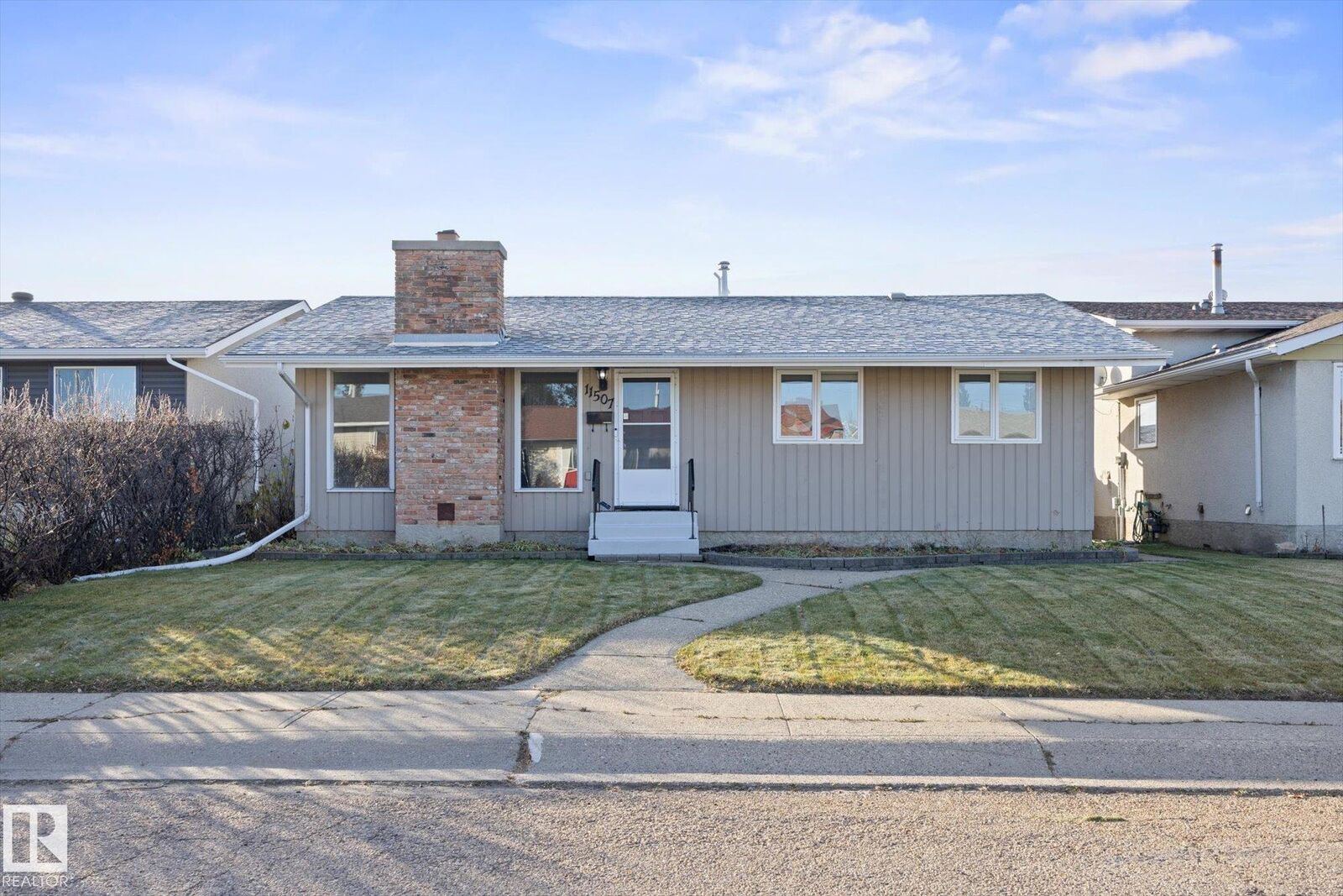 Property Photo: 11507 152B Avenue NW AB T5X 1E9