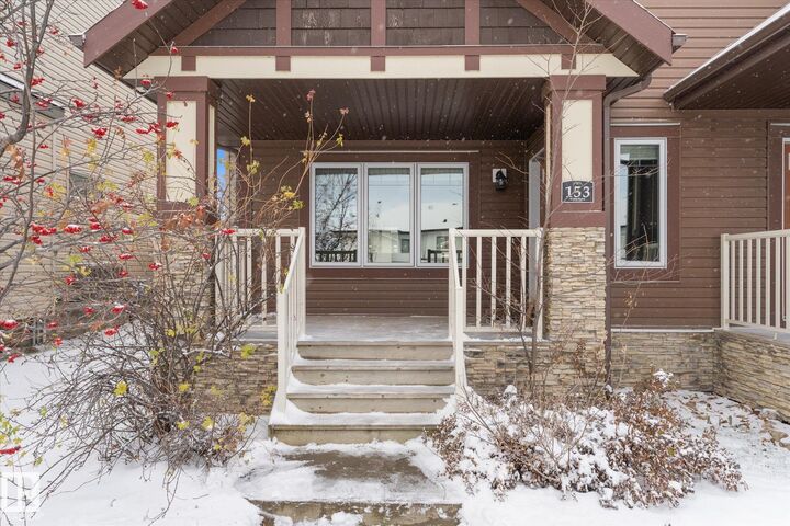 Property Photo:  153 Hawks Ridge Boulevard NW  AB T5S 0H5 
