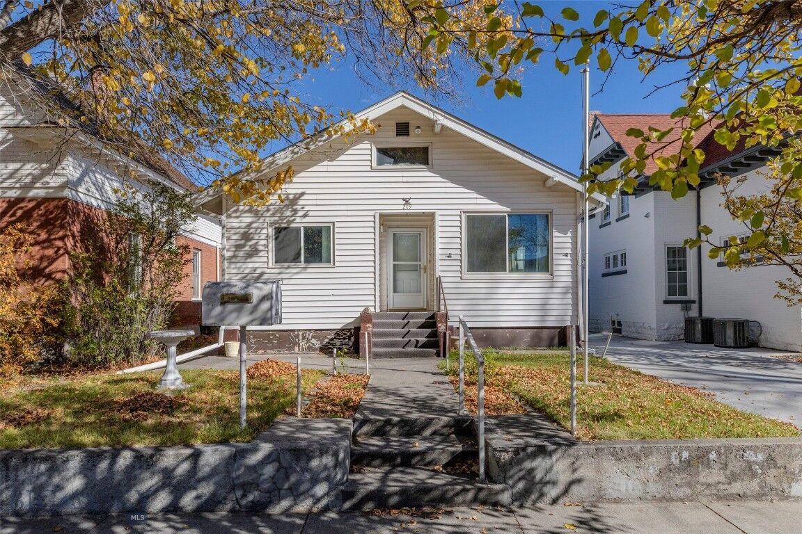 Property Photo:  219 S Yellowstone Street  MT 59047 