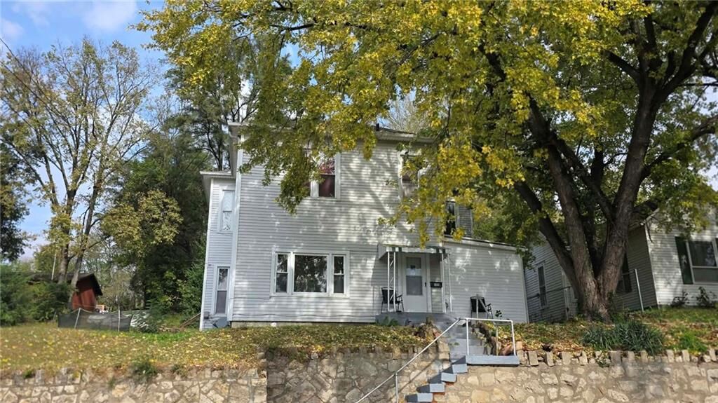 Property Photo:  1809 Pacific Street  MO 64503 