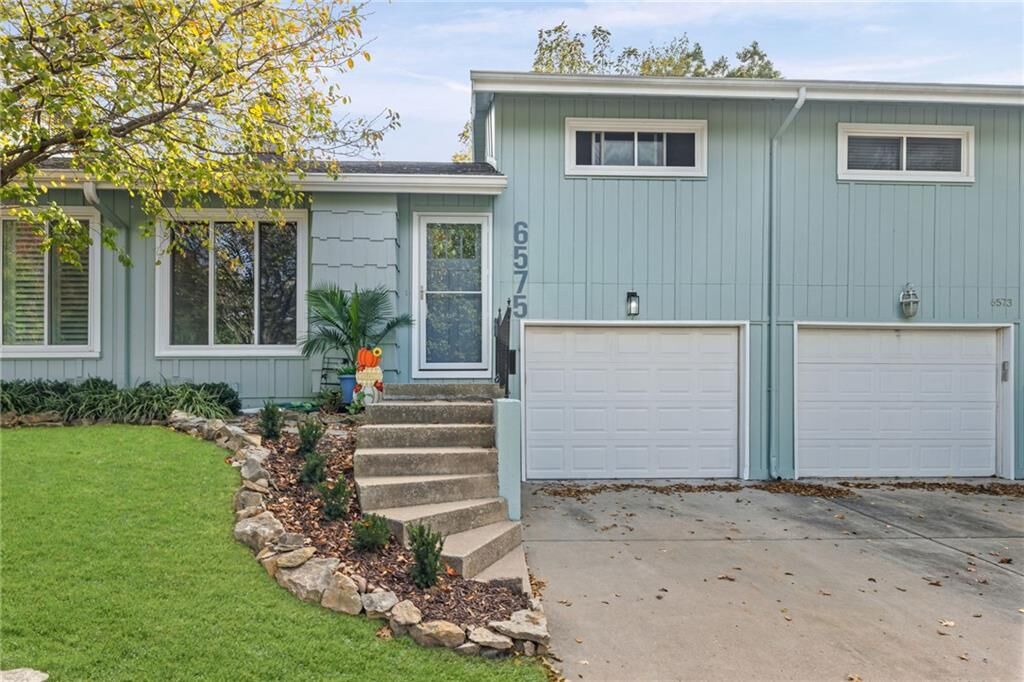 Property Photo:  6575 W 49th Street  KS 66202 
