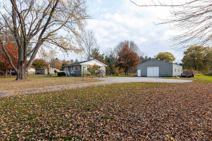 Property Photo: 155 W Seidlers MI 48631