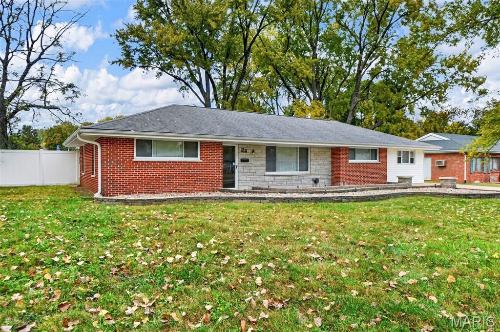 Property Photo:  24 Kenwood Drive  MO 63042 
