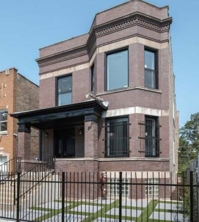 Property Photo:  7049 S Vernon Avenue 2  IL 60637 