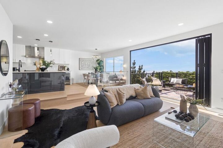 Property Photo:  1615 15th Avenue  CA 94122 