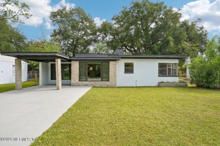 Property Photo: 5659 Temple Road FL 32207