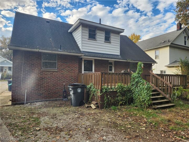 Property Photo:  485 Allenford Street  OH 44314 