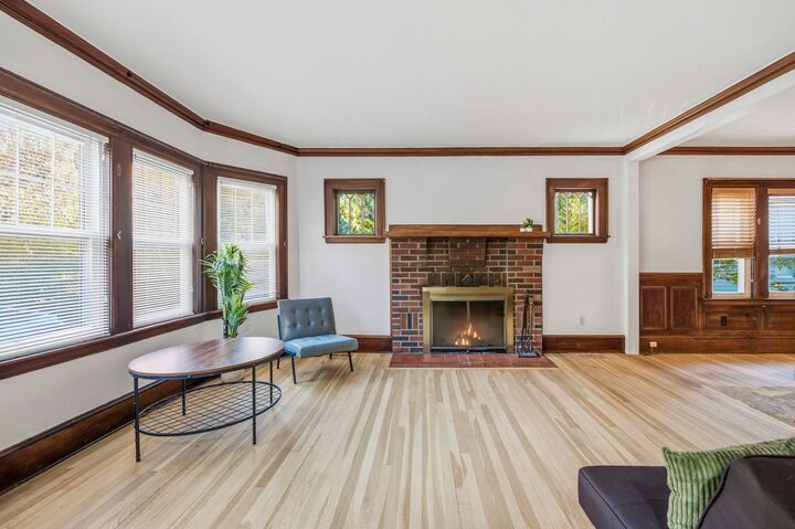 Property Photo:  27 Seagrav 1  MA 02140 