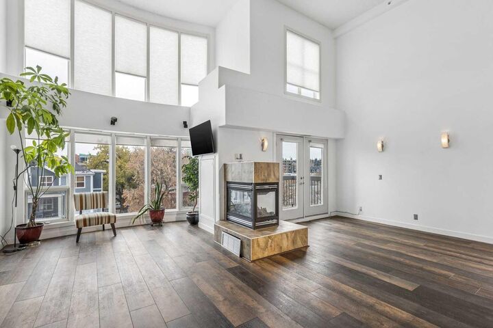 Property Photo:  317 19 Avenue SW 407  AB T2S 0E1 