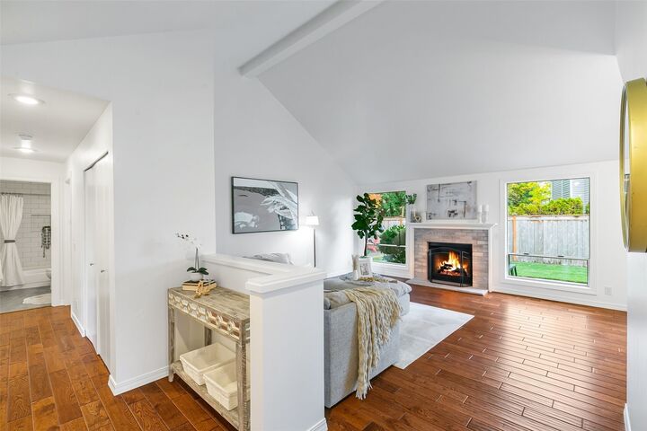 Property Photo: 6357 114th Avenue SE WA 98006