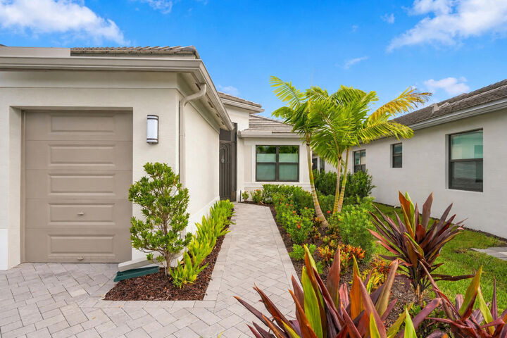 Property Photo:  13165 SW Birdsong Lane  FL 34987 