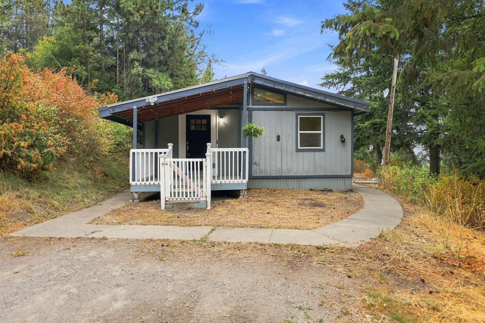 Property Photo: 17312 E Judkins Rd WA 99217