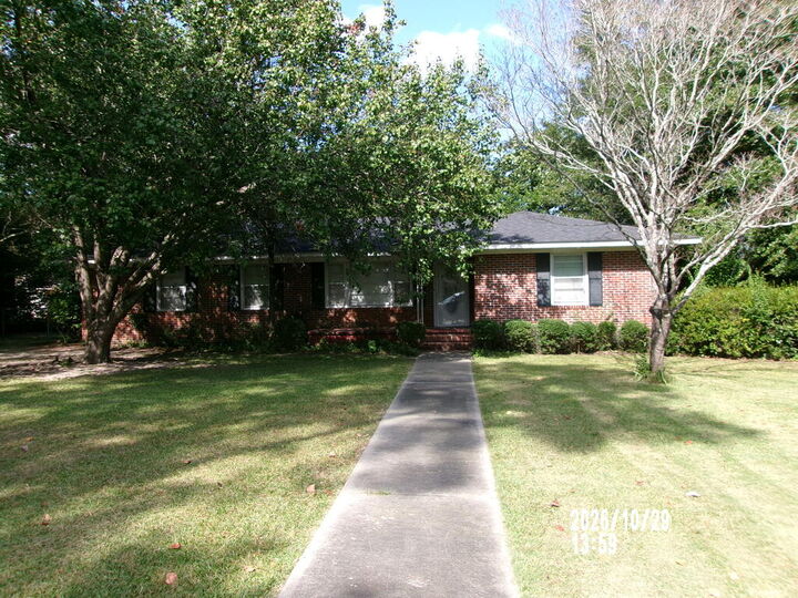 Property Photo:  115 Patton Ave  GA 31750 