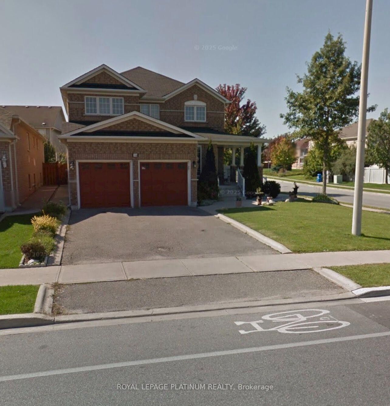 Property Photo:  16 Fletchers Creek Boulevard  ON L6X 4R6 