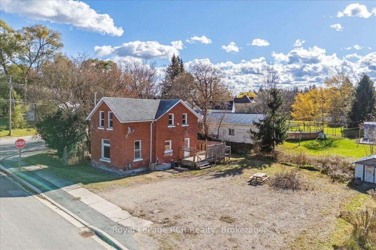 Property Photo:  128 Toronto Sydenham Street  ON N0H 1G0 