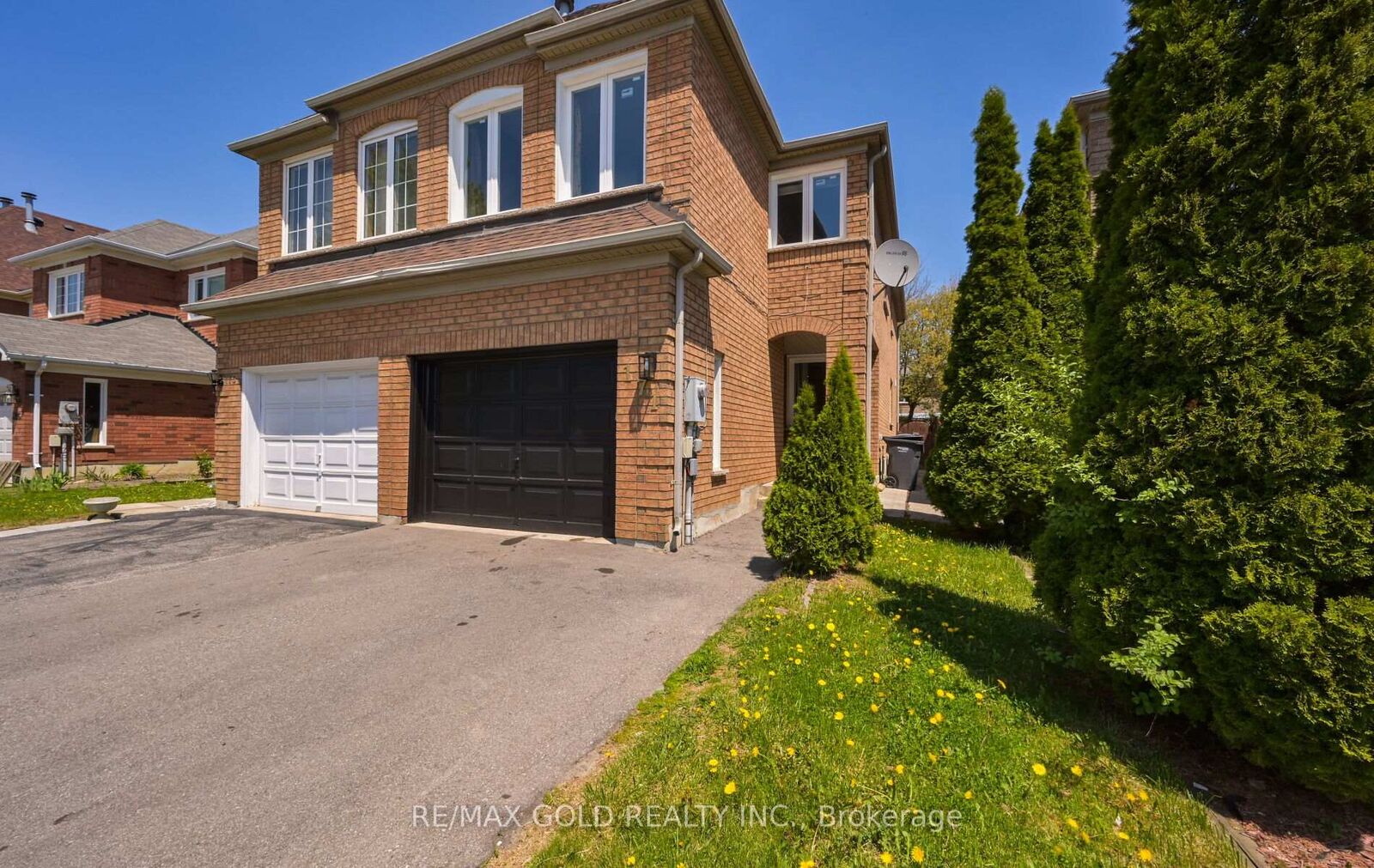 Property Photo:  171 Fernforest Drive  ON L6R 1T7 