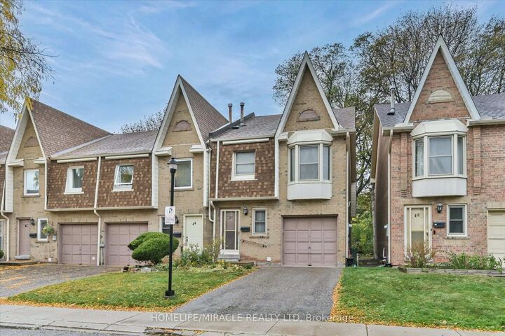 Property Photo:  10 Cardwell Avenue 46  ON M1S 4Y9 