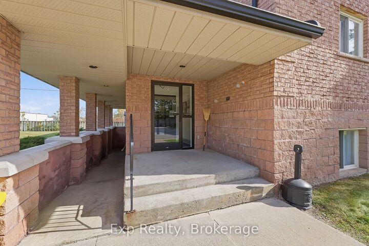 Property Photo: 117 Prince Edward Street 301 ON K0K 1H0