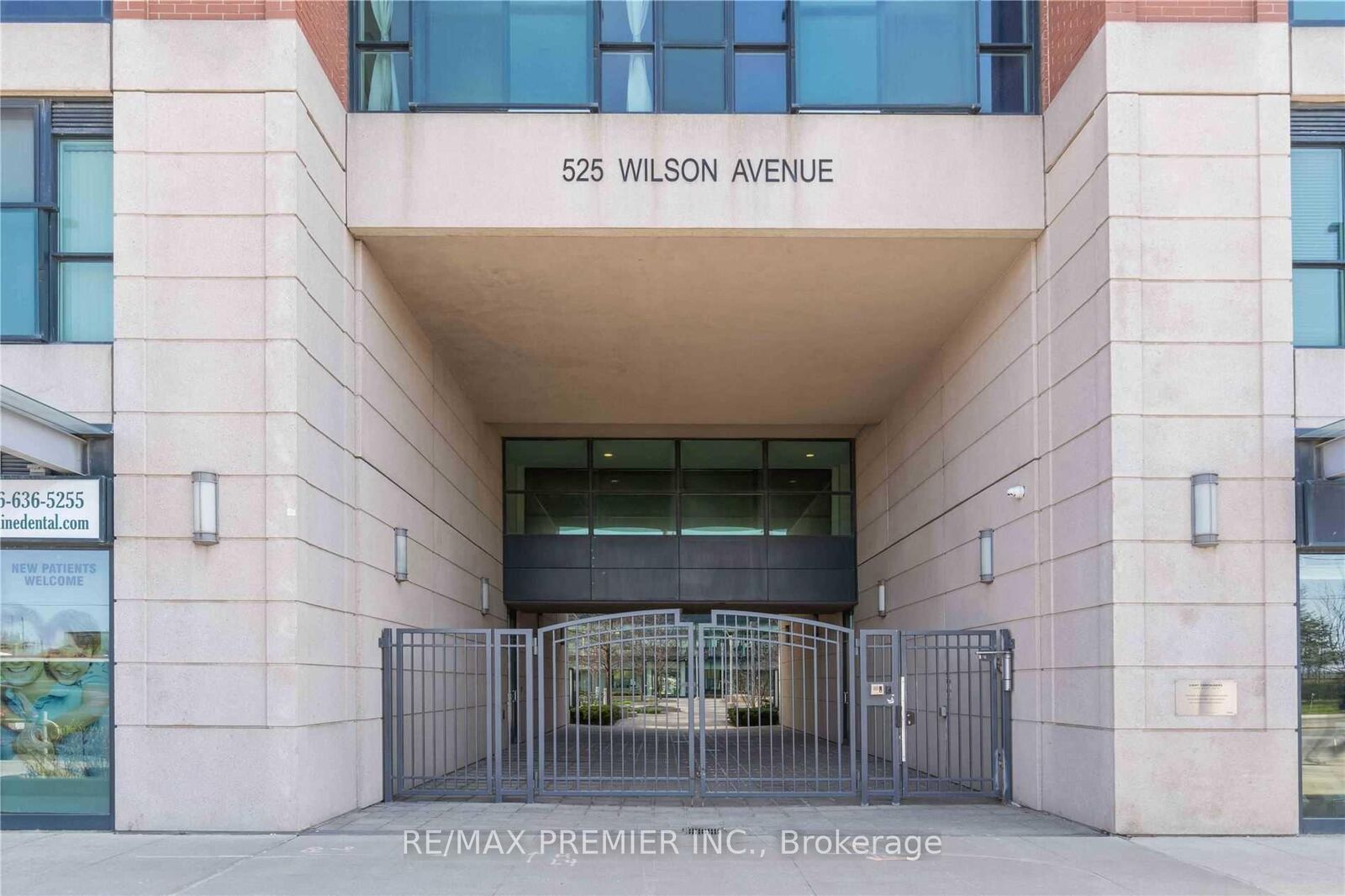 Property Photo: 525 Wilson Avenue 707 ON M3H 0A7