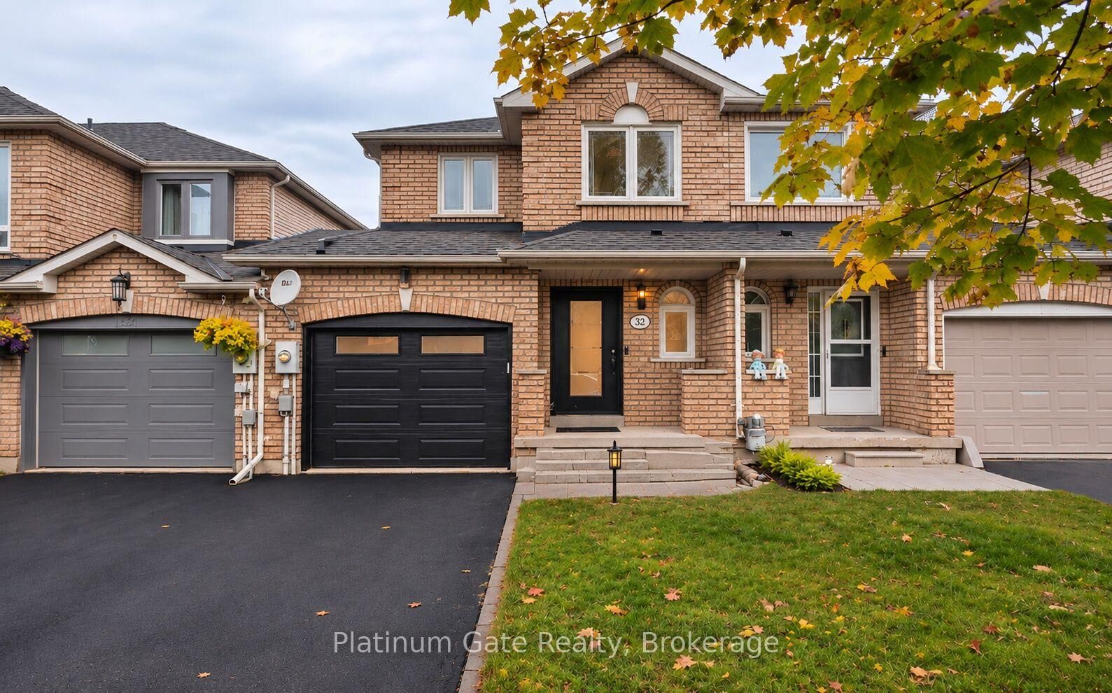 Property Photo:  92 Cunningham Drive  ON L4N 8L5 
