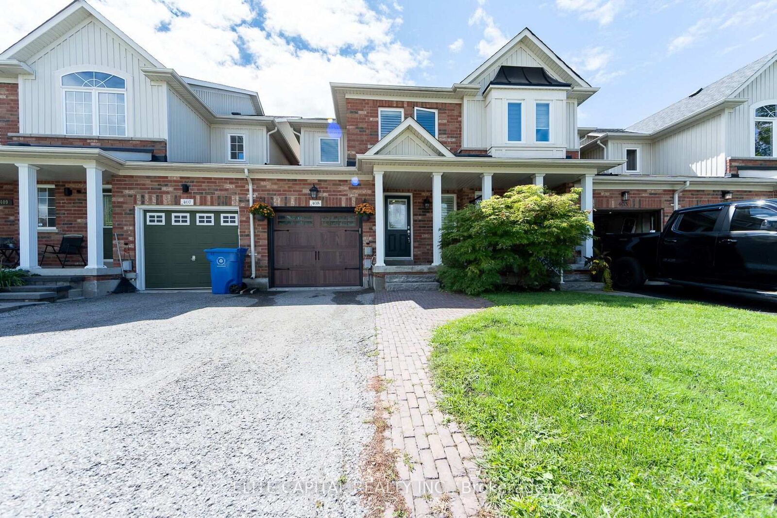 Property Photo:  405 King Street E  ON L0G 1M0 