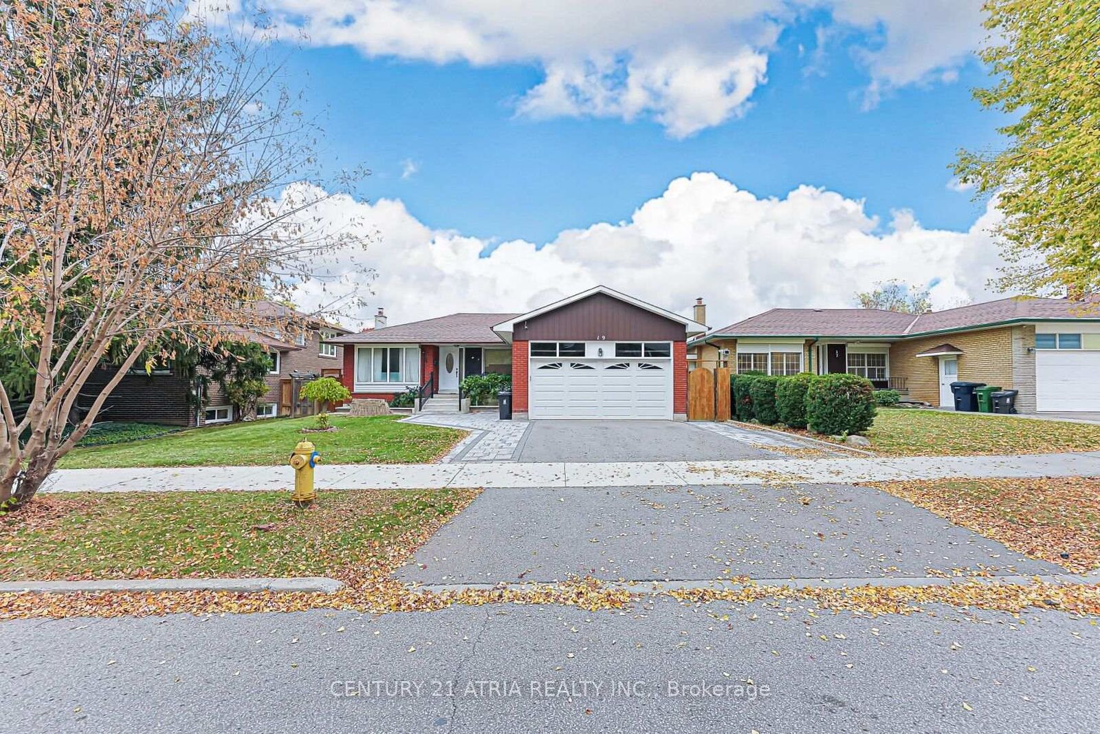 Property Photo:  19 Marlbank Road Lower Level Unit 1  ON M1T 1Y4 