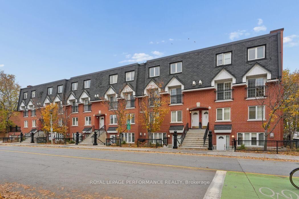 Property Photo:  313 St Patrick Street L  ON K1N 5K6 