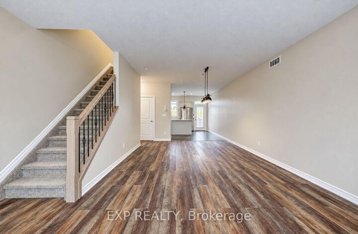 Property Photo:  30 Balmoral Street 11  ON N3L 0C8 