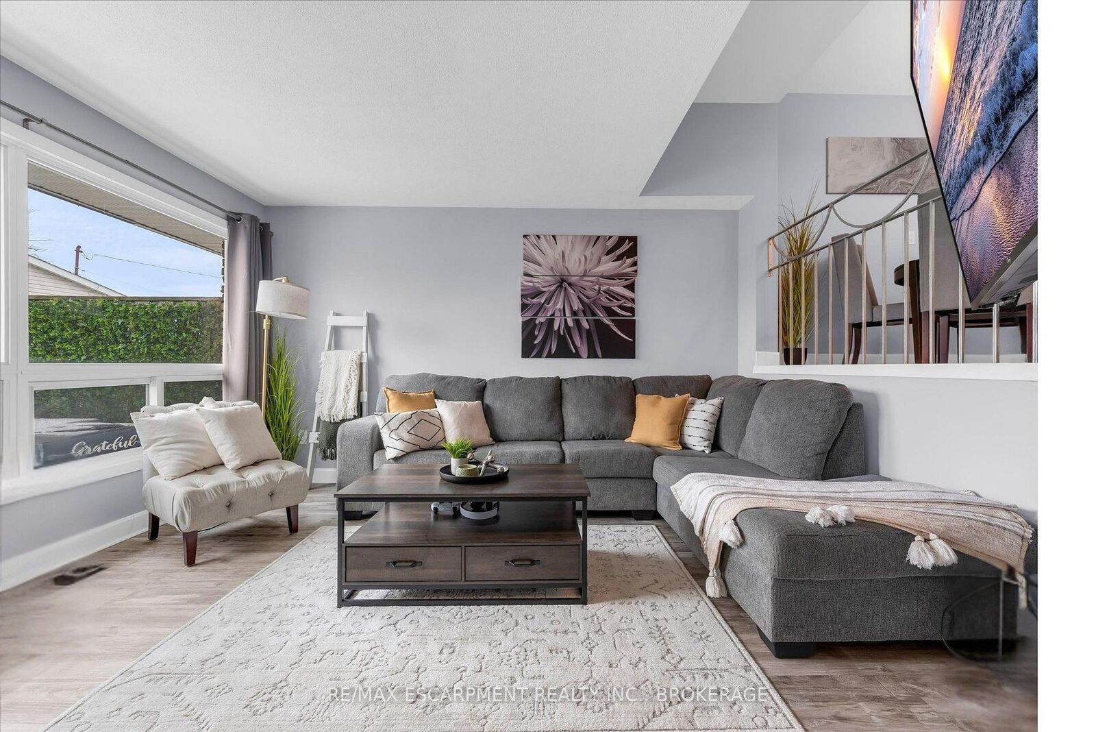 Photo de la propriété:  5 Viking Court 301  ON L3M 3T8 