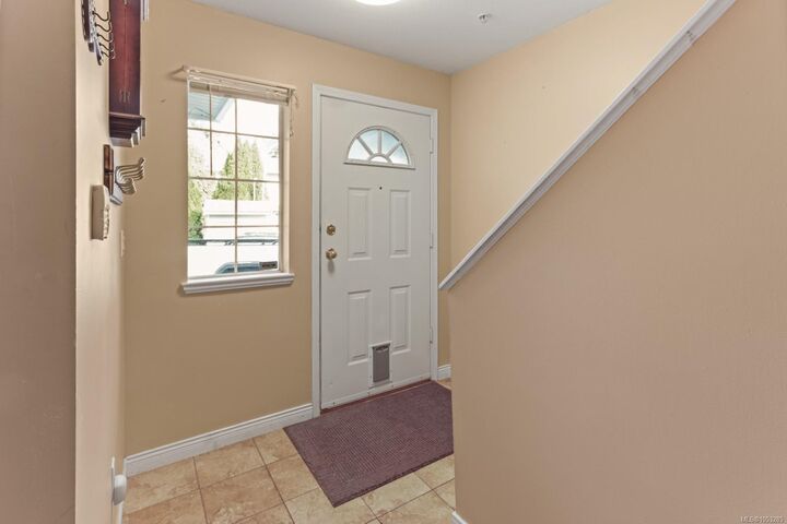 Property Photo:  2338 Rosstown Rd #3  BC V9T 3R7 