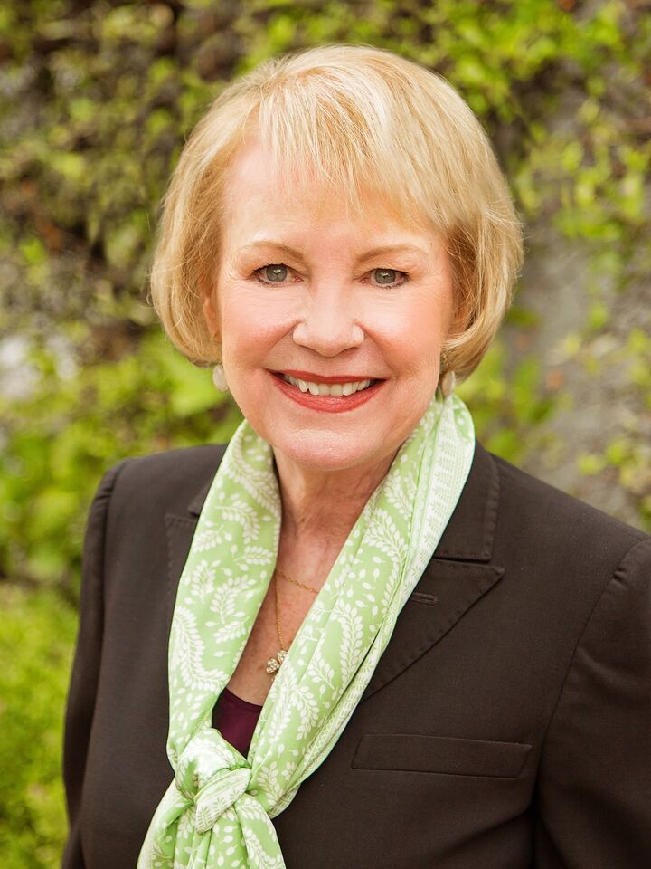 Klanci Vanderhyde, Real Estate Salesperson in Alexandria, McEnearney