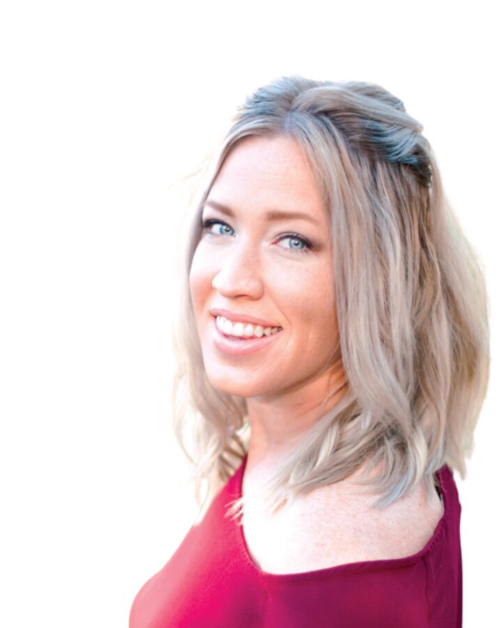 Tara Tindell,  in Saint Petersburg, Wolf's Crossing Realty